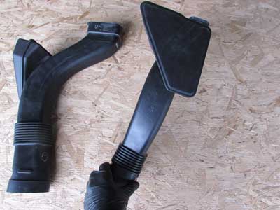 BMW Air Channel Intake Tubes (Includes Left and Right Set) 13717577473 F10 550i F12 650i F01 750i4